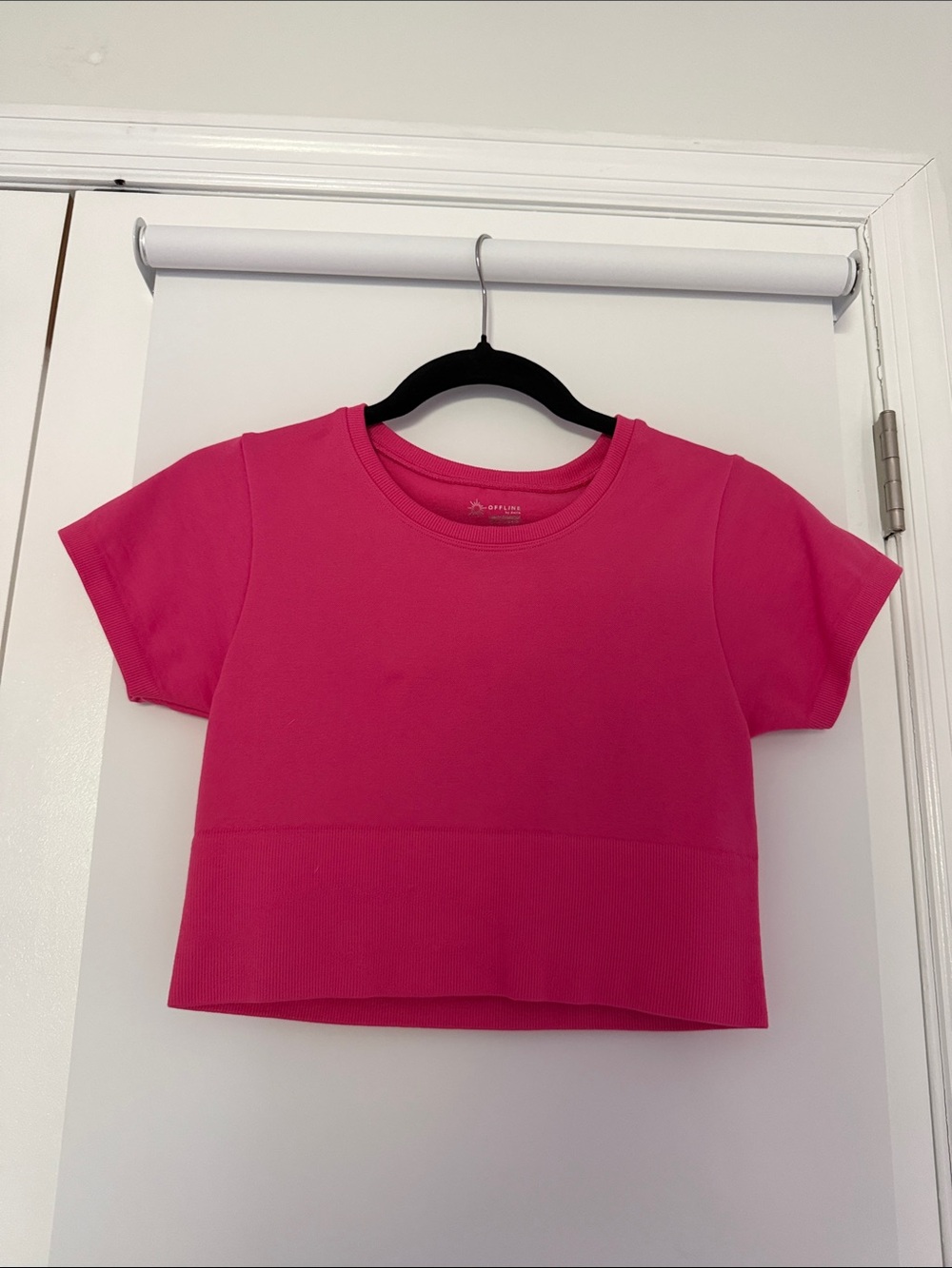 aerie Bright Pink Crewneck Short Sleeve Crop Top